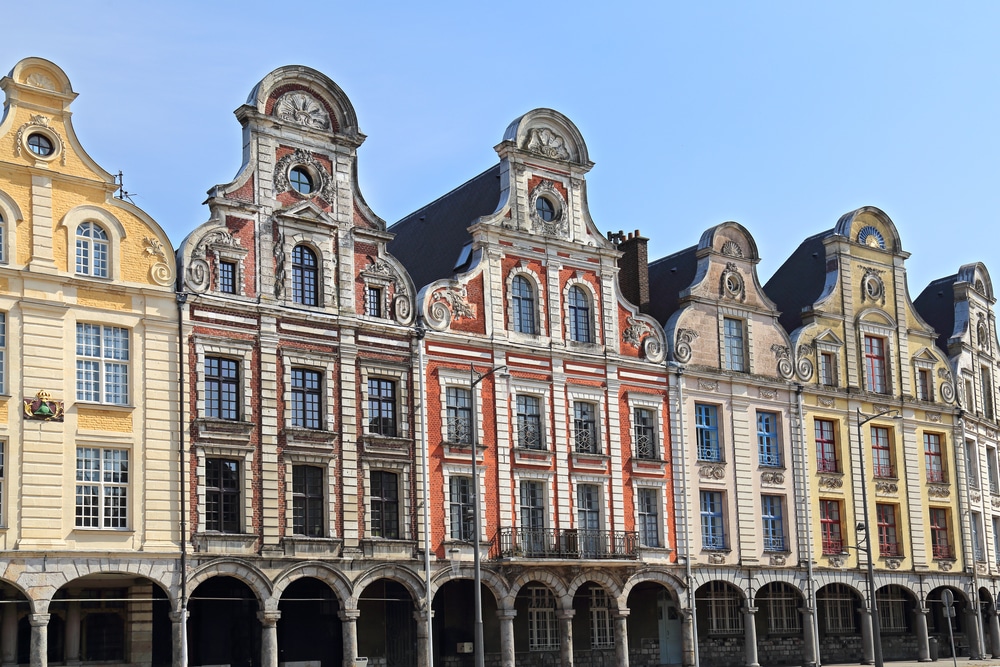 Historical,Gables,Of,Houses,On,The,Grand,Place,In,Arras,