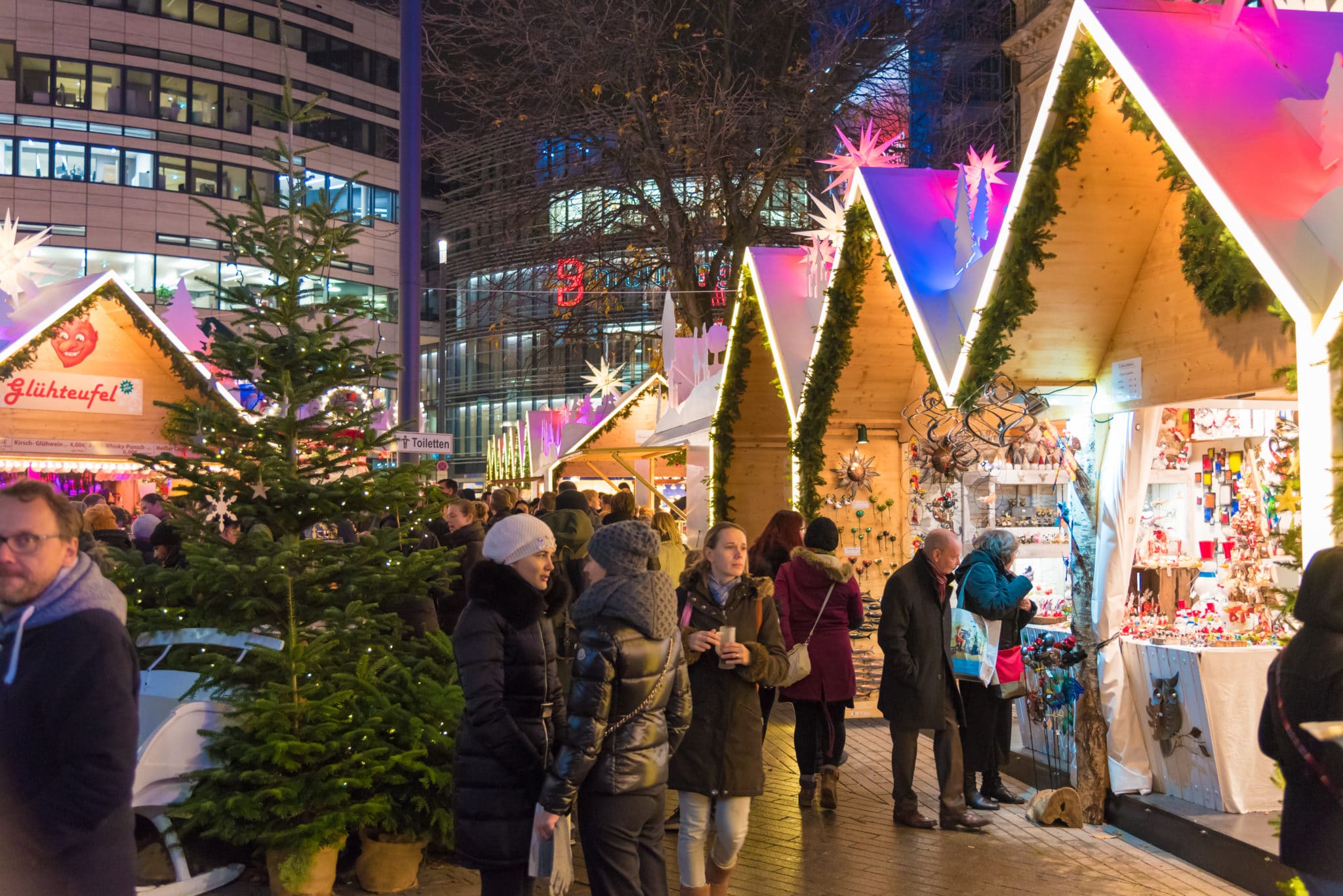 Dusseldorf,,Germany,-,December,1,,2017,:,Christmas,Market,In